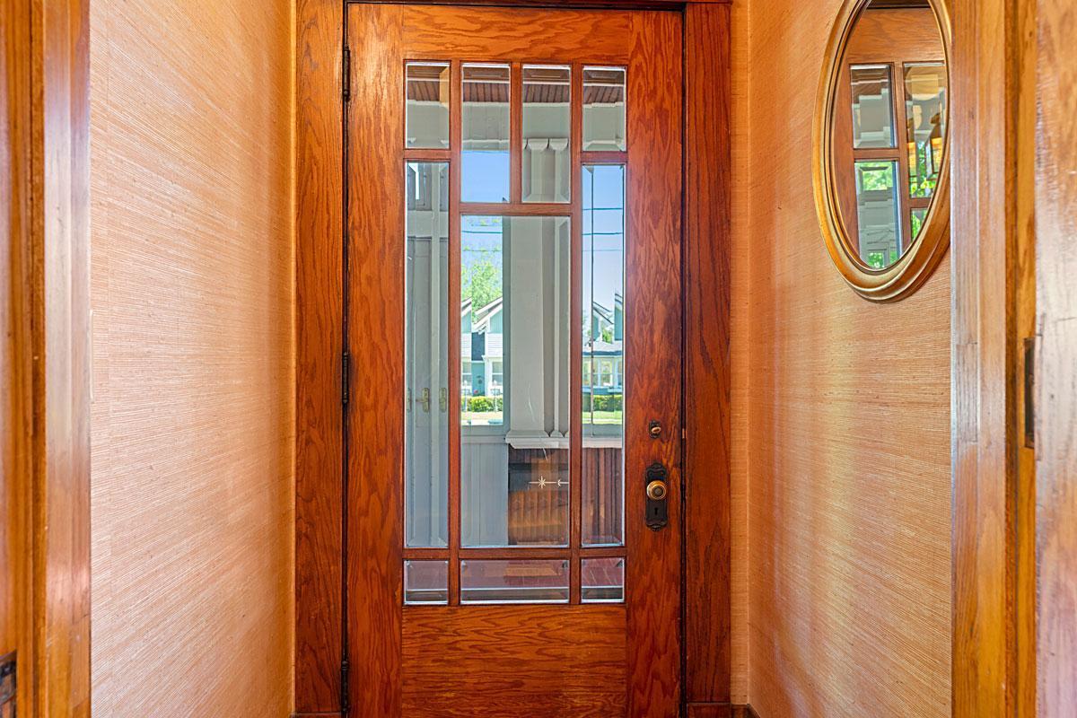 Northfield, Minnesota, 55057, United States, 5 Bedrooms Bedrooms, ,1 BathroomBathrooms,Residential,For Sale,1984283