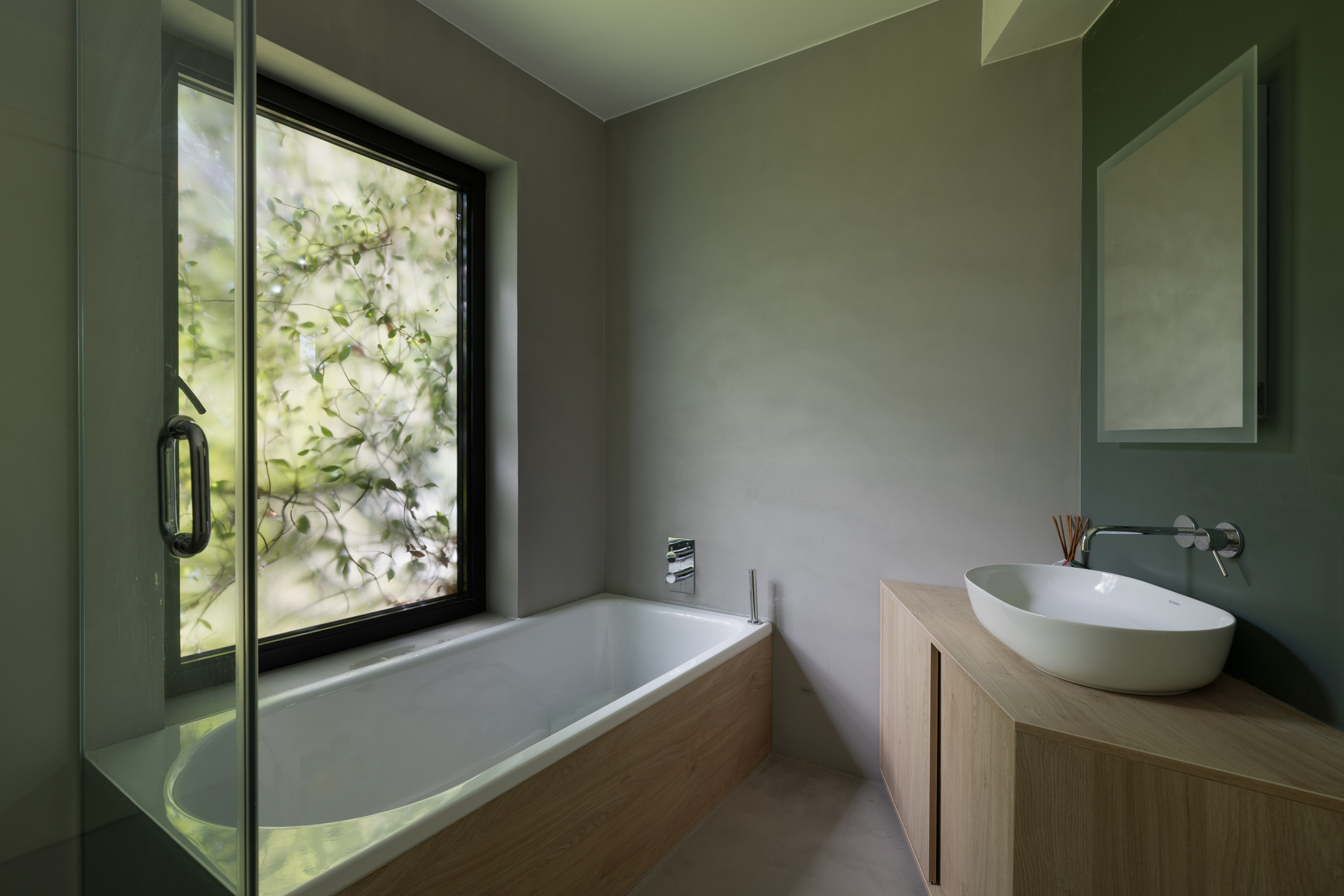  A Japanese-Inspired Garden and Striking Interiors in Ealing - 物件實景
