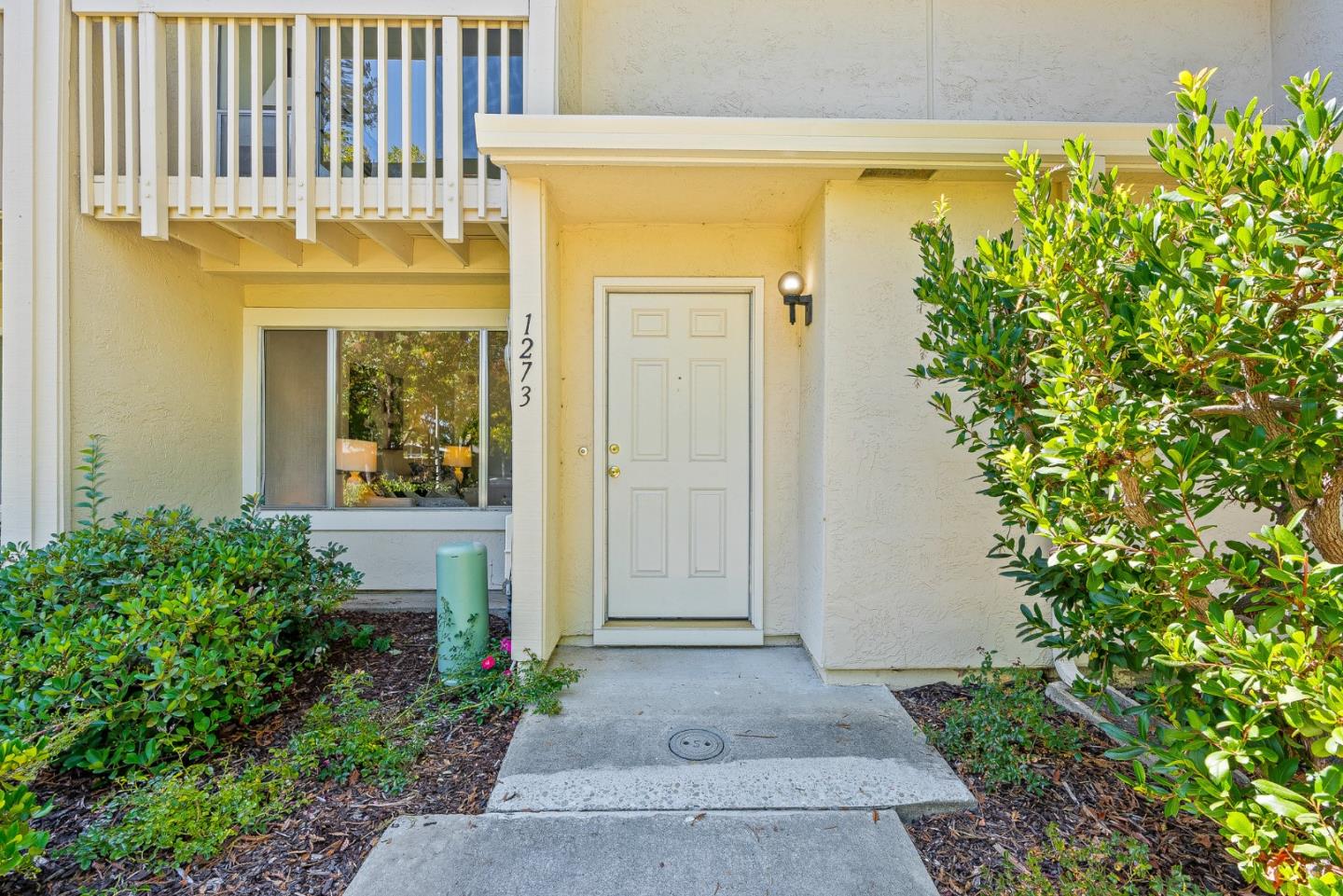 Sunnyvale, California, 94087, United States, 2 Bedrooms Bedrooms, ,2 BathroomsBathrooms,Residential,For Sale,1947978
