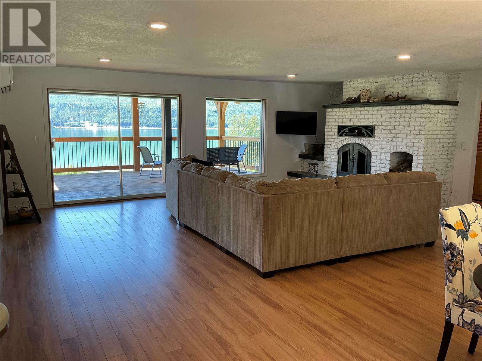 BURTON, British Columbia, V0G 1E0, CA, 4 Bedrooms Bedrooms, ,3 BathroomsBathrooms,Residential,For Sale,1836821