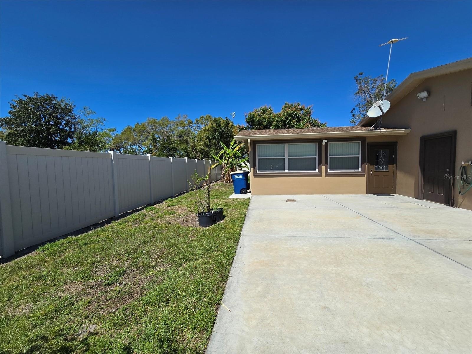 CLEARWATER, Florida, 33765, United States, 5 Bedrooms Bedrooms, ,3 BathroomsBathrooms,Residential,For Sale,2006178