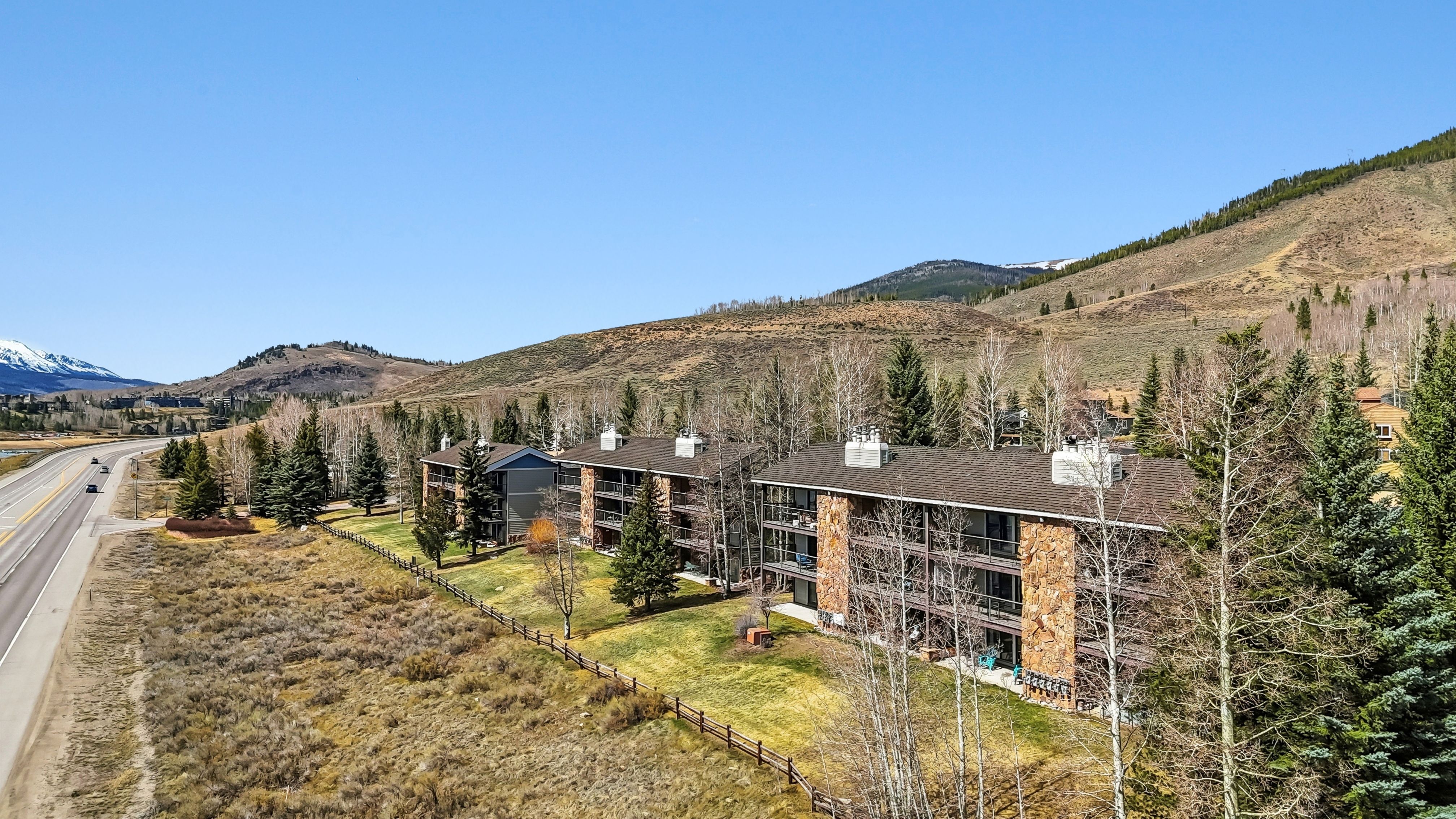  72 Corinthian Circle, Dillon, CO, 80435 - 物件實景