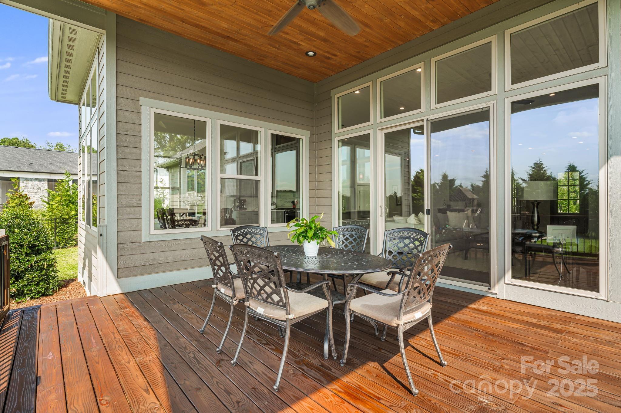 Mills River, North Carolina, 28759, United States, 3 Bedrooms Bedrooms, ,3 BathroomsBathrooms,Residential,For Sale,1992072