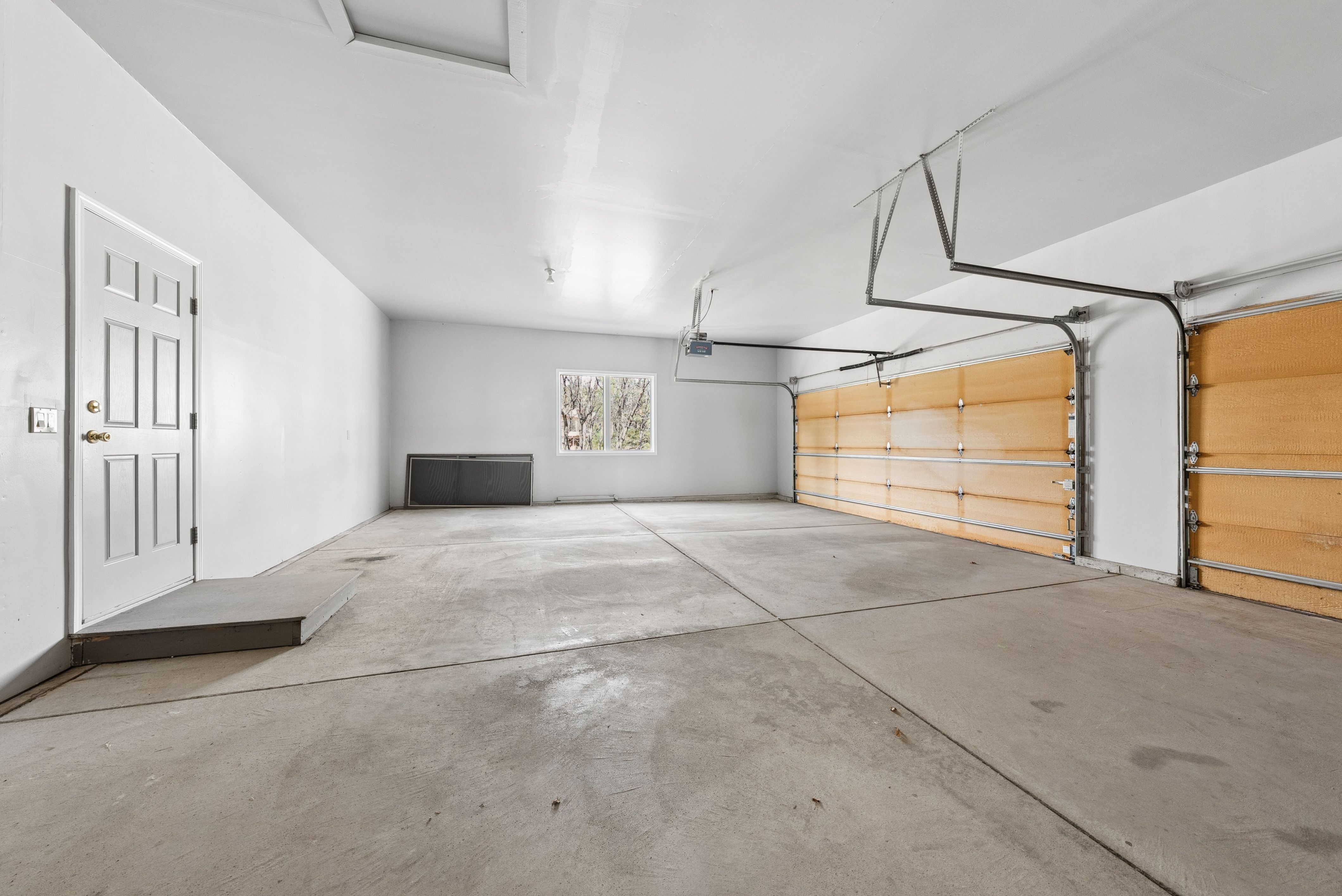  Bright & Spacious Ranch Home with Scenic Views - 物件實景