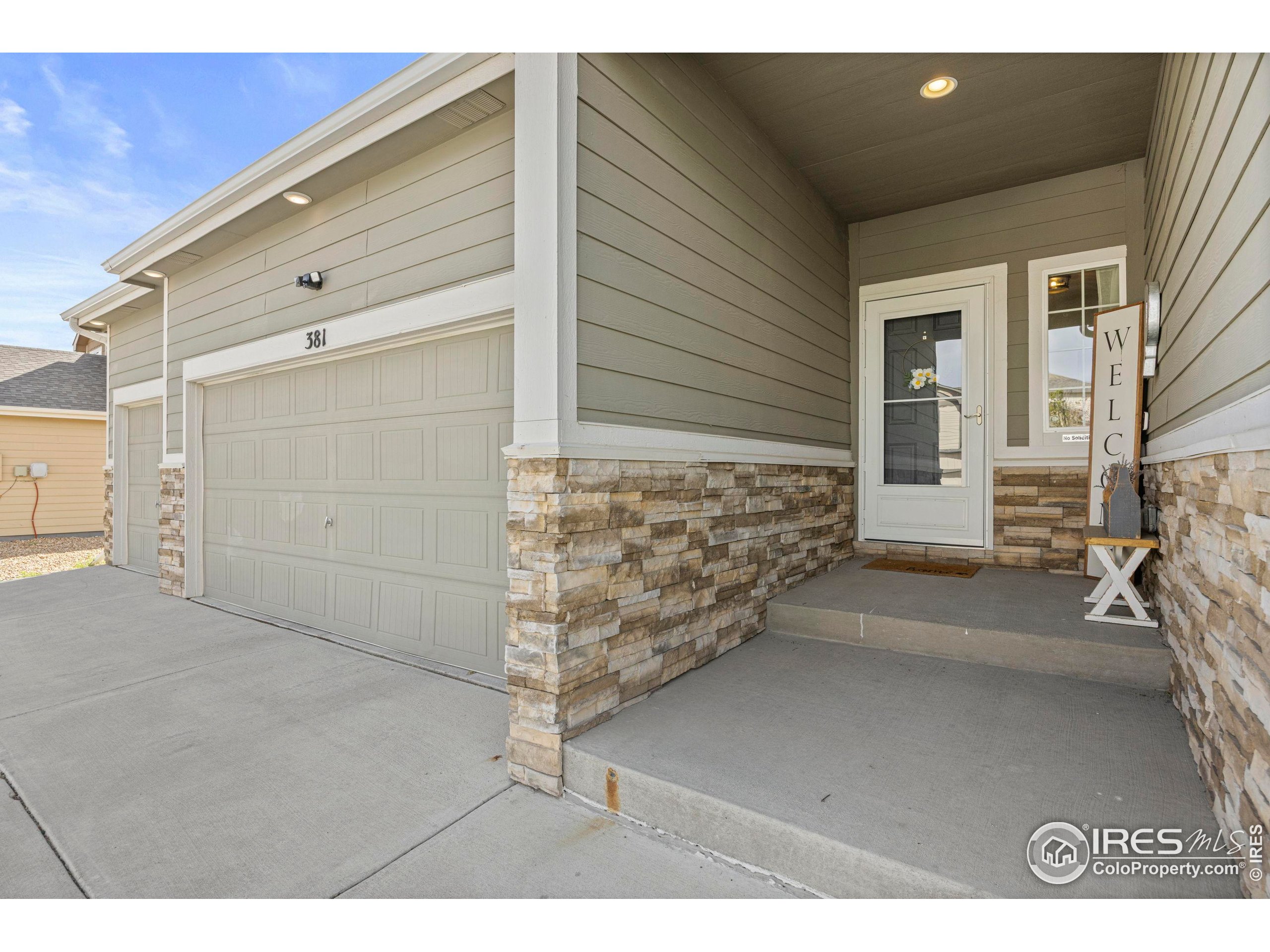 Severance, Colorado, 80550, United States, 4 Bedrooms Bedrooms, ,2 BathroomsBathrooms,Residential,For Sale,1891984