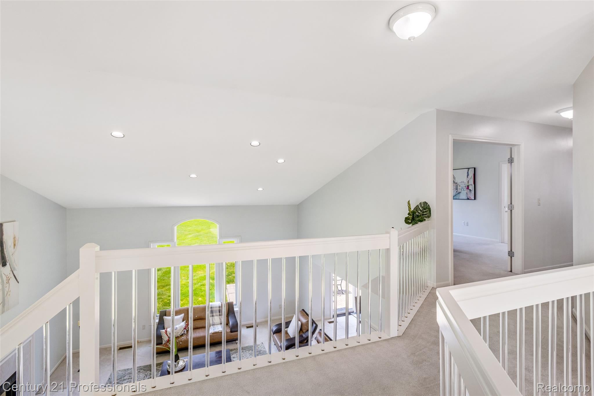 LakeOrion, Michigan, 48359, United States, 4 Bedrooms Bedrooms, ,3 BathroomsBathrooms,Residential,For Sale,1973715