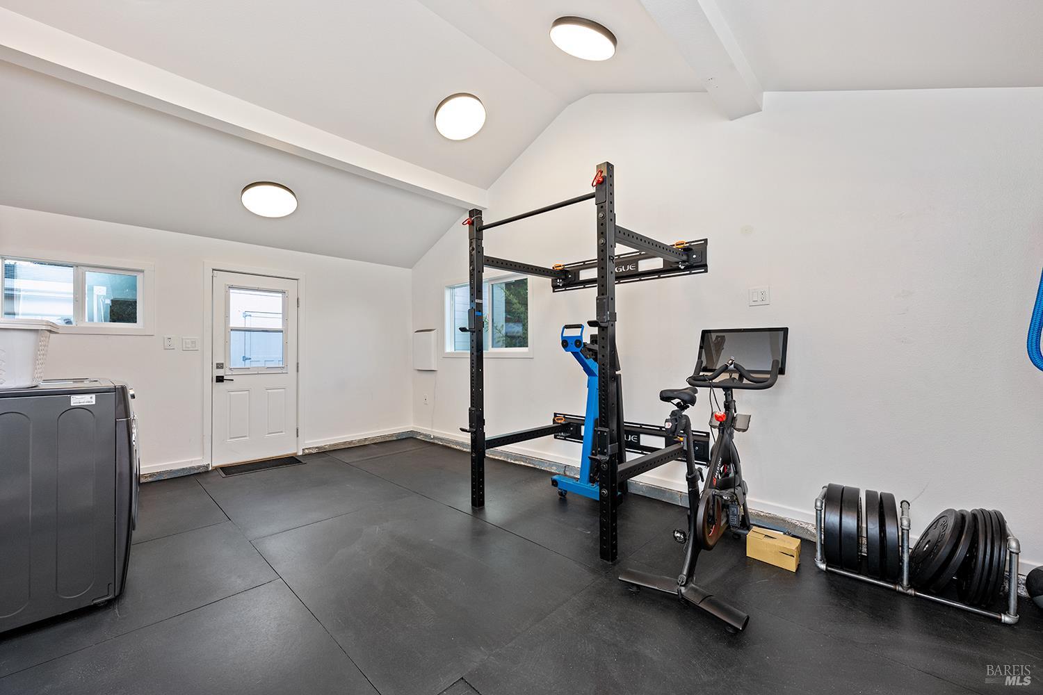 Santa Rosa, California, 95405, United States, 2 Bedrooms Bedrooms, ,2 BathroomsBathrooms,Residential,For Sale,1989467