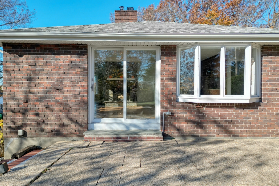 Braintree, Massachusetts, 02184, United States, 3 Bedrooms Bedrooms, ,3 BathroomsBathrooms,Residential,For Sale,2001239