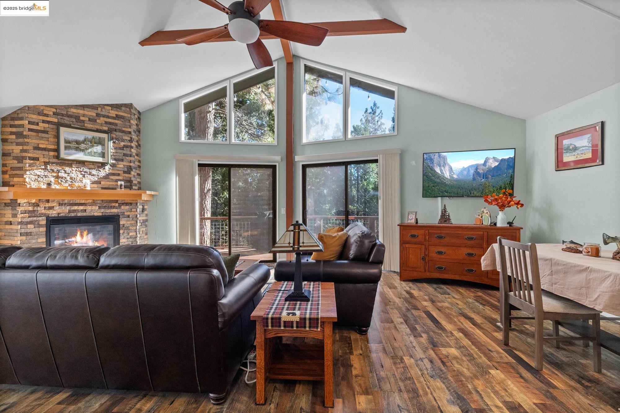 Long Barn, California, 95335, United States, 3 Bedrooms Bedrooms, ,2 BathroomsBathrooms,Residential,For Sale,1989923