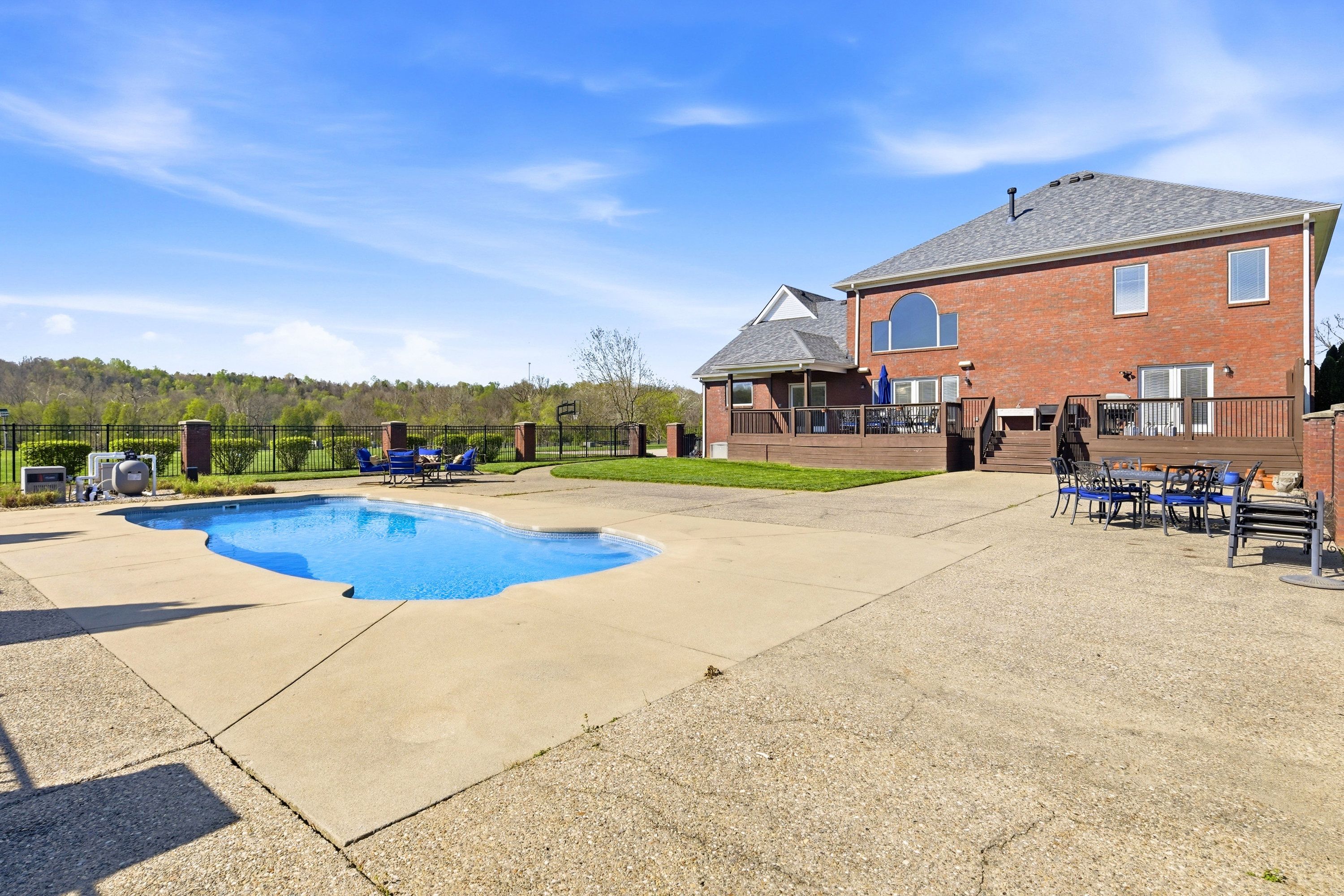  5601 Thurman Road, Louisville, KY 40299 - 物件實景