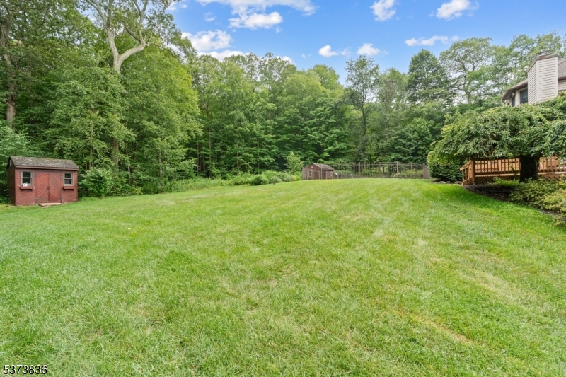 Hardyston Township, New Jersey, 07460, United States, 4 Bedrooms Bedrooms, ,4 BathroomsBathrooms,Residential,For Sale,1900804