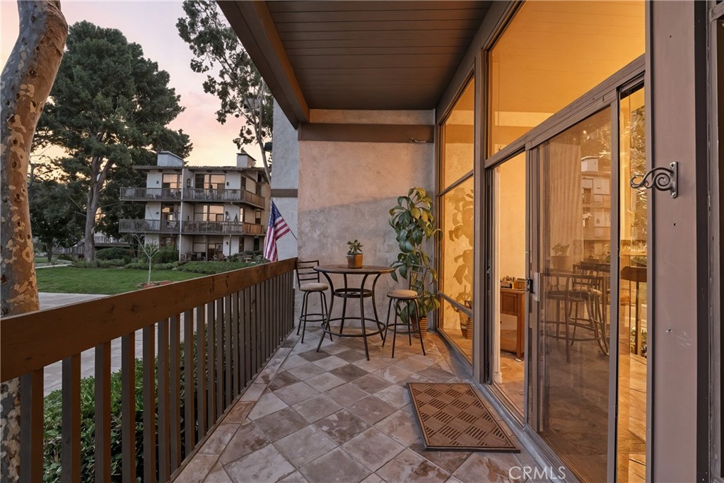 Long Beach, California, 90803, United States, 1 Bedroom Bedrooms, ,1 BathroomBathrooms,Residential,For Sale,1954794