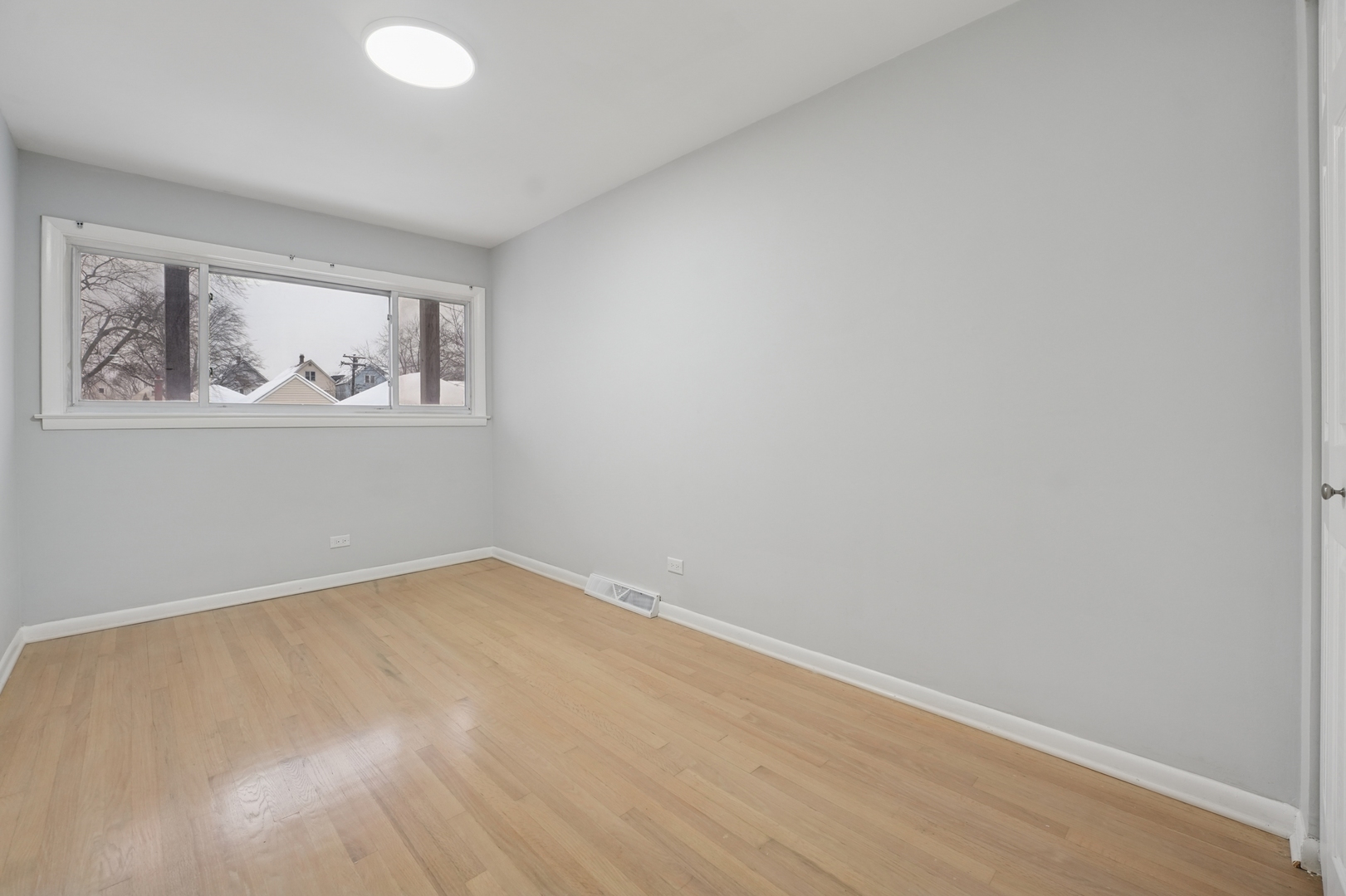 Cicero, Illinois, 60804, United States, 8 Bedrooms Bedrooms, ,Residential,For Sale,2000949