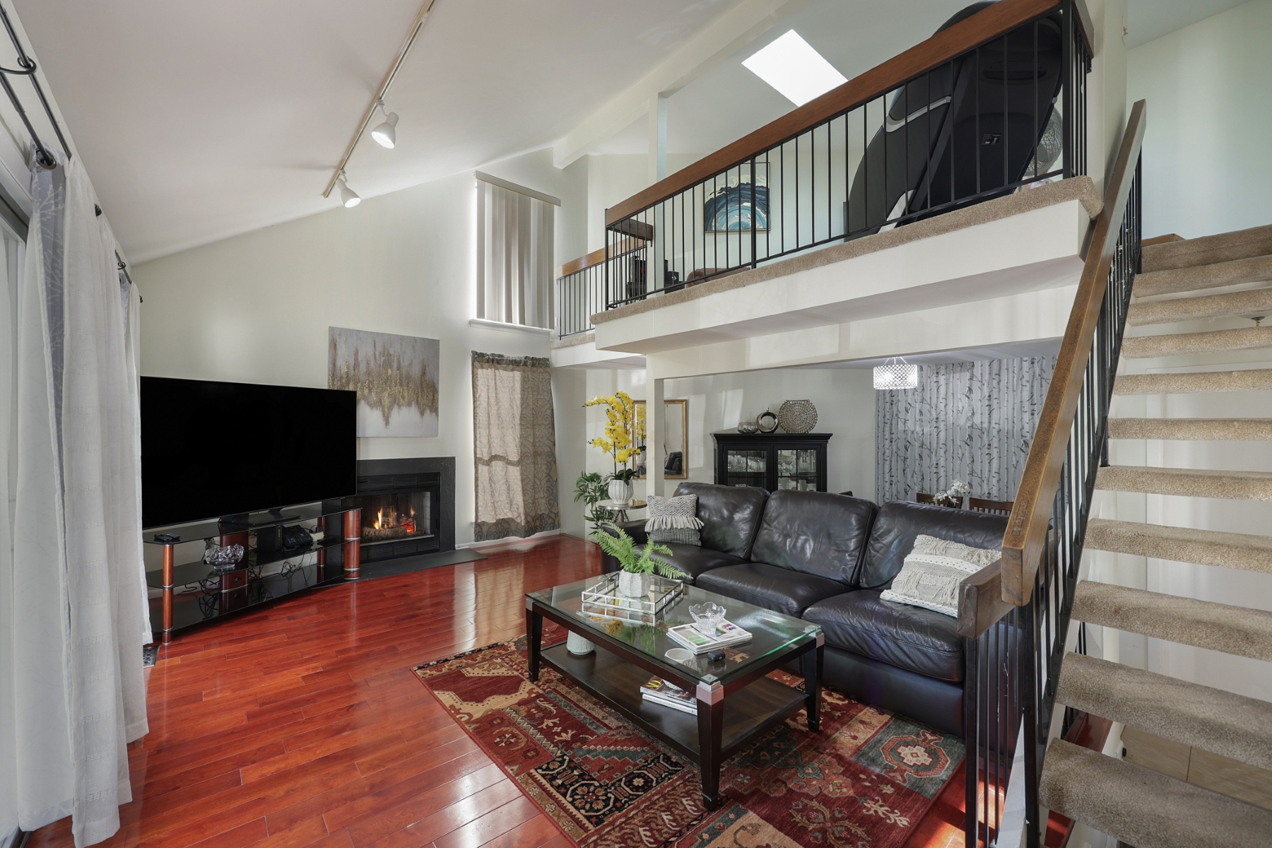  ?the cedars? update townhouse offers open concept design - 物件實景