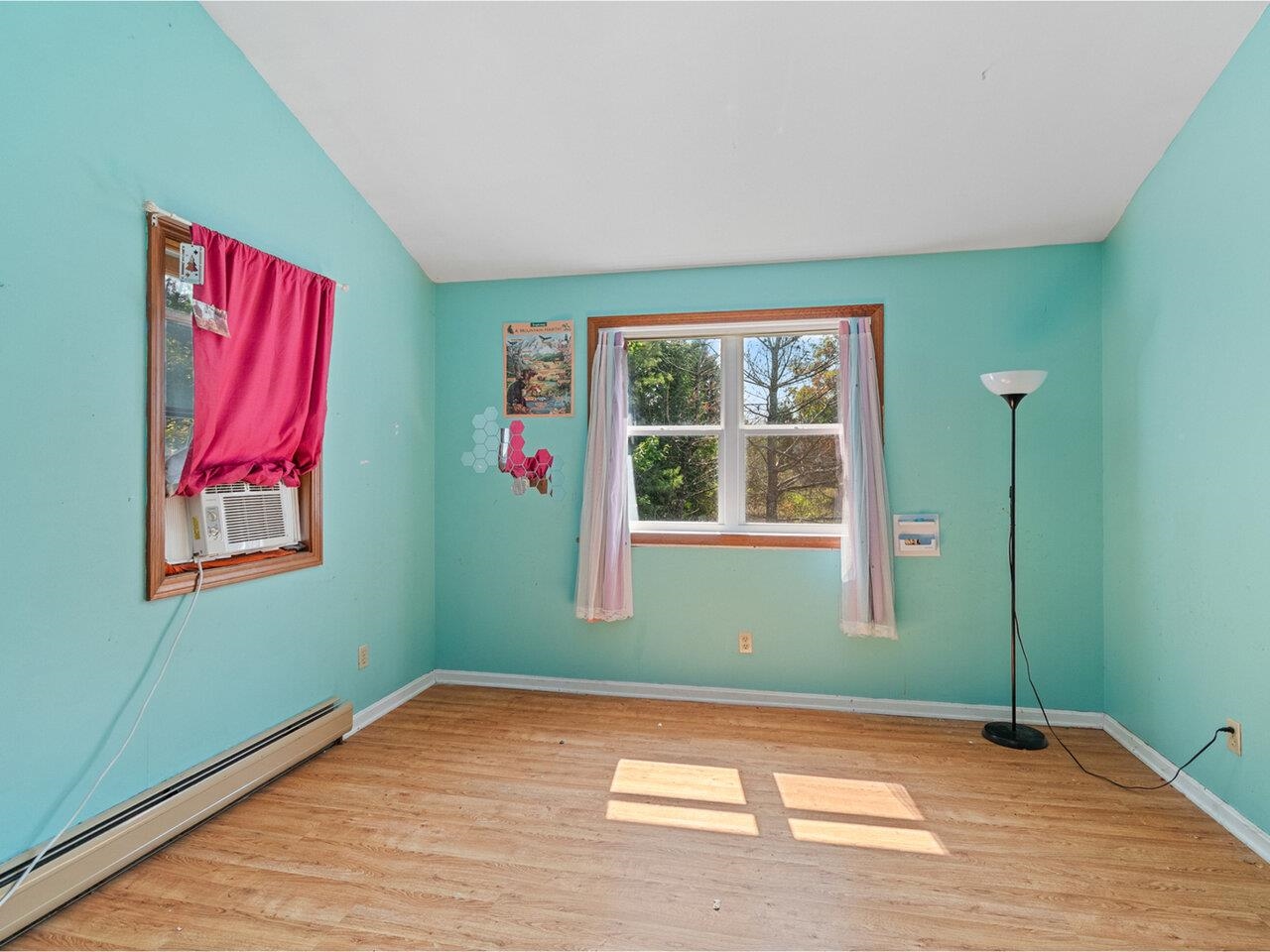 Westford, Vermont, 05494, United States, 4 Bedrooms Bedrooms, ,1 BathroomBathrooms,Residential,For Sale,1950076