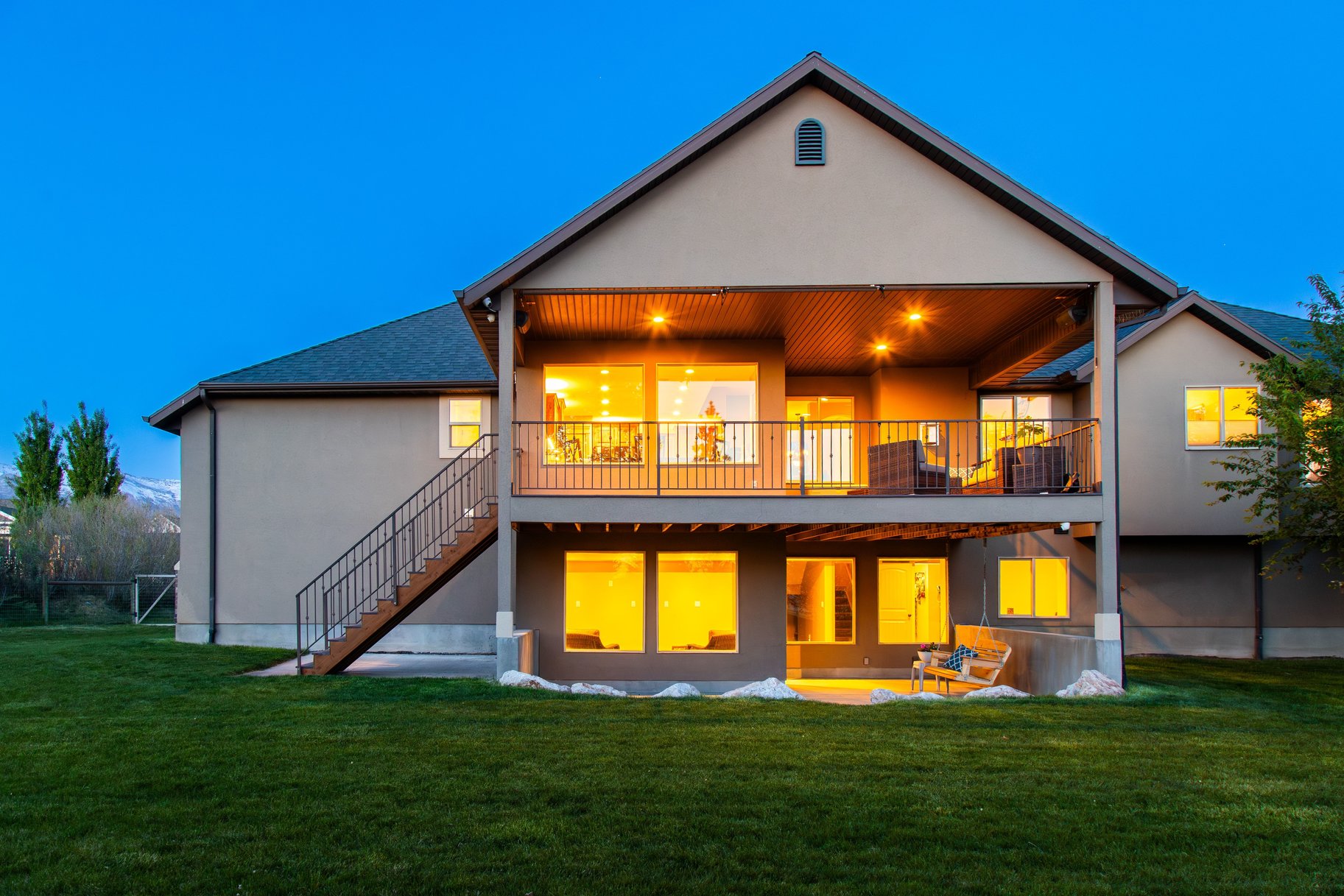  Luxury Custom Rambler on .86 Acre Park Like Setting and Extensive Mountain Views - 物件實景