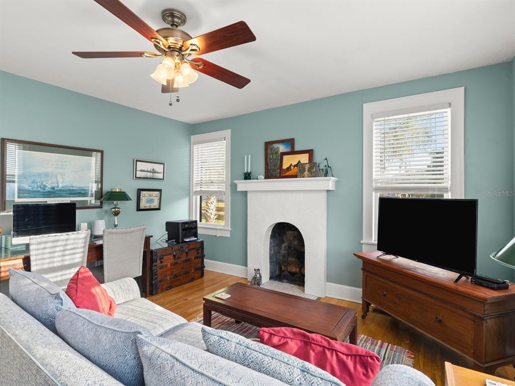 Eustis, Florida, 32736, United States, 6 Bedrooms Bedrooms, ,6 BathroomsBathrooms,Residential,For Sale,1805278