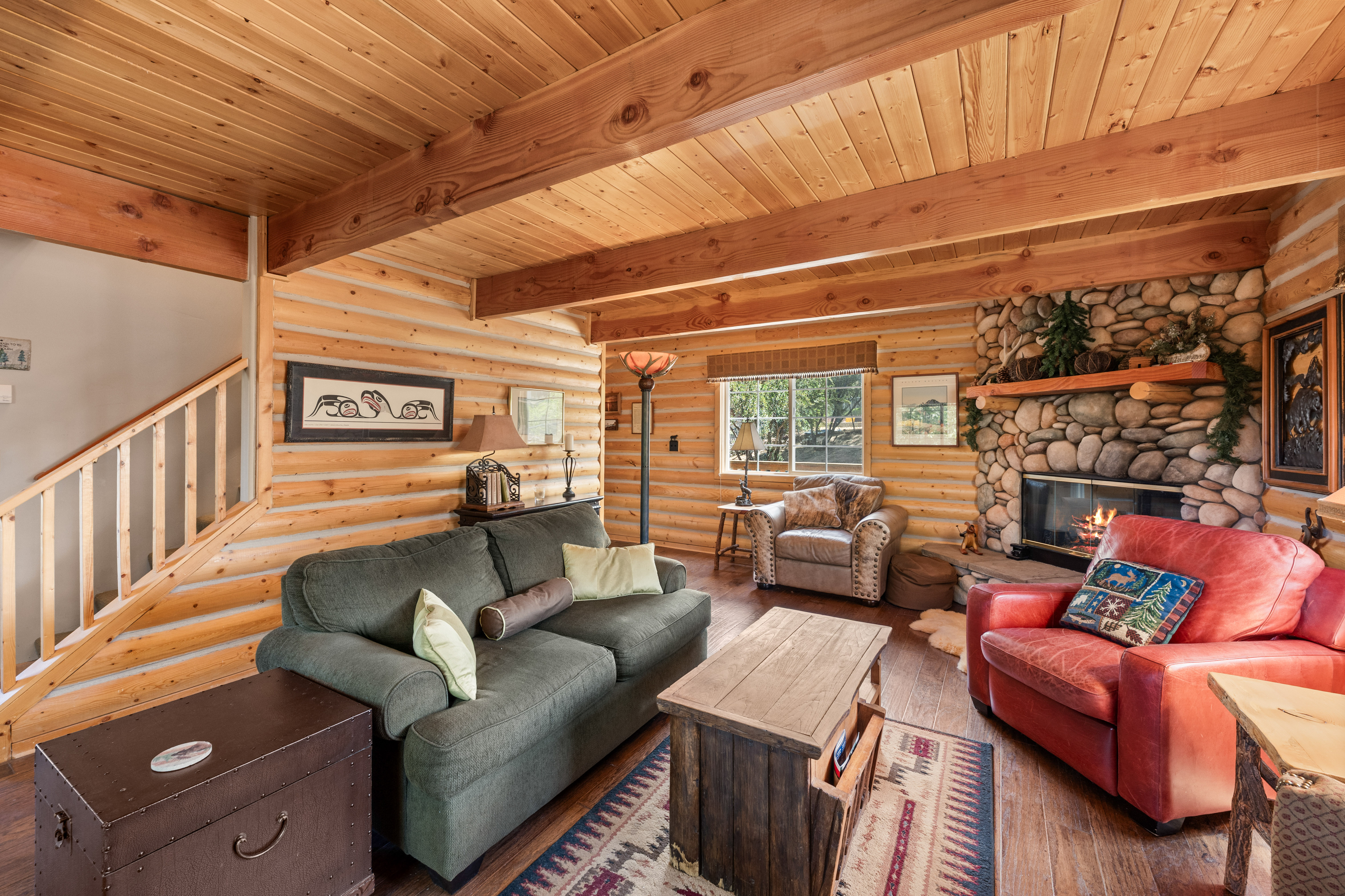  1099 Crags Lane, Fawnskin, CA 92333 - 物件實景
