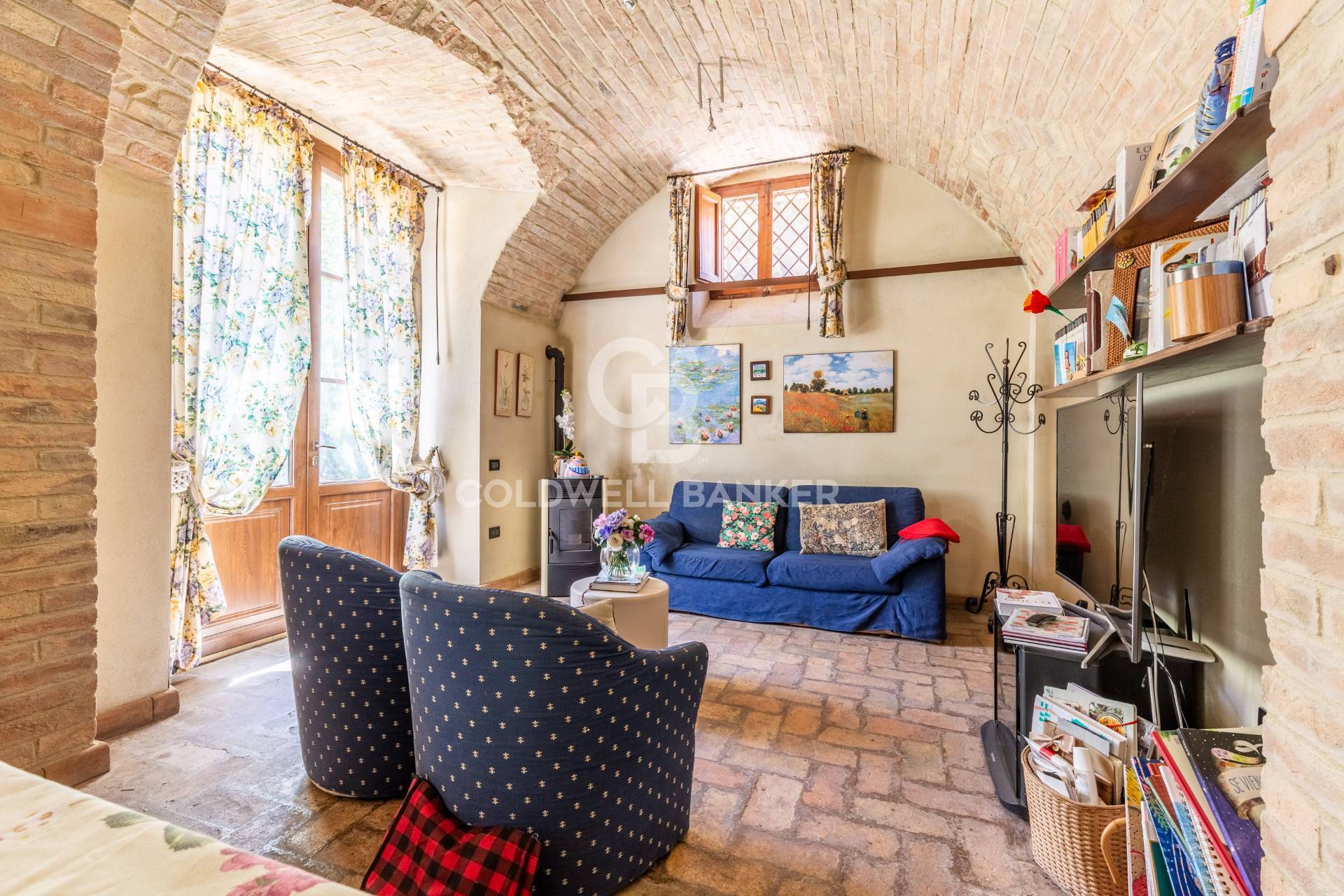 Sigillo, Perugia, 06028, IT, 4 Bedrooms Bedrooms, ,5 BathroomsBathrooms,Residential,For Sale,1908791
