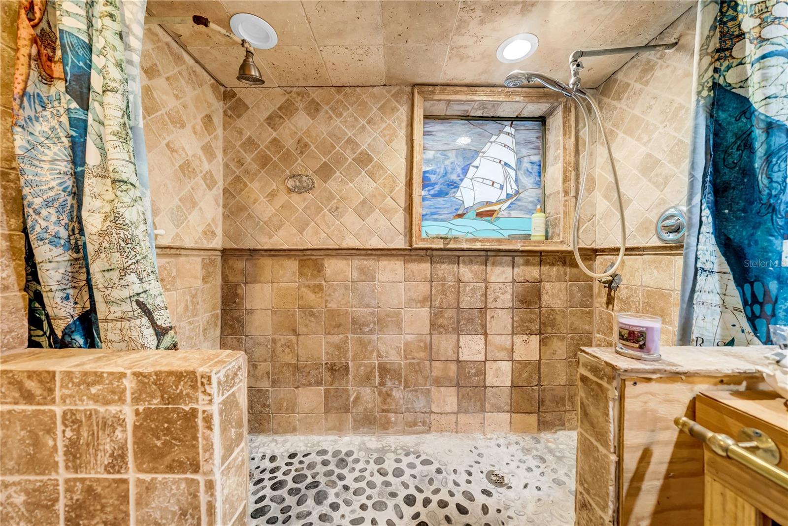 Redington Beach, Florida, 33708, United States, 2 Bedrooms Bedrooms, ,2 BathroomsBathrooms,Residential,For Sale,1978870