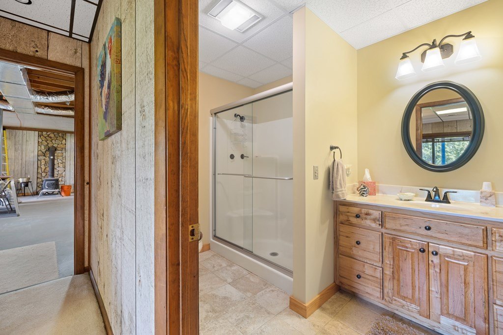 Hiawassee, Georgia, 30546, United States, 3 Bedrooms Bedrooms, ,3 BathroomsBathrooms,Residential,For Sale,1880461