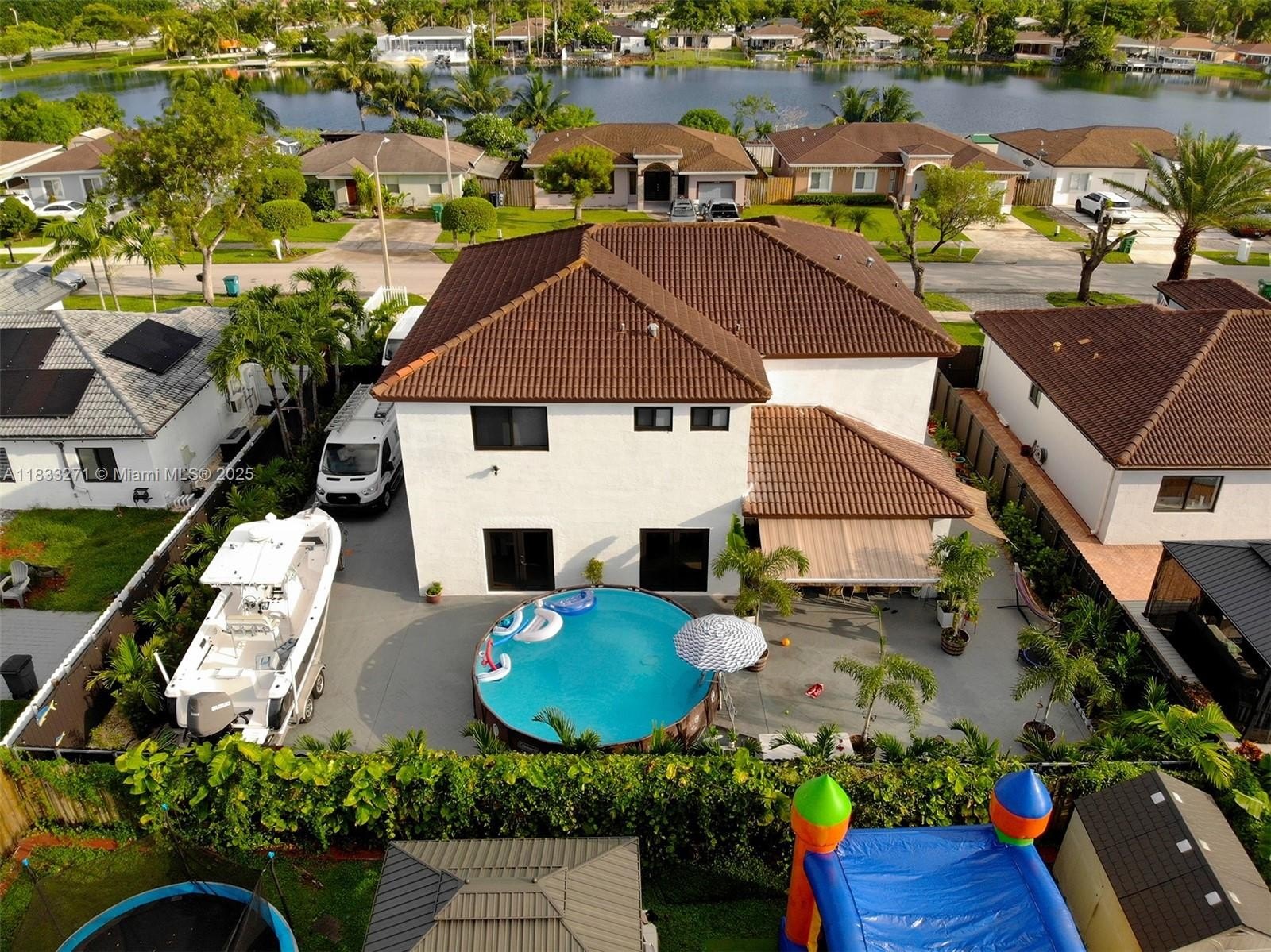Homestead, Florida, 33033, United States, 5 Bedrooms Bedrooms, ,3 BathroomsBathrooms,Residential,For Sale,1937338
