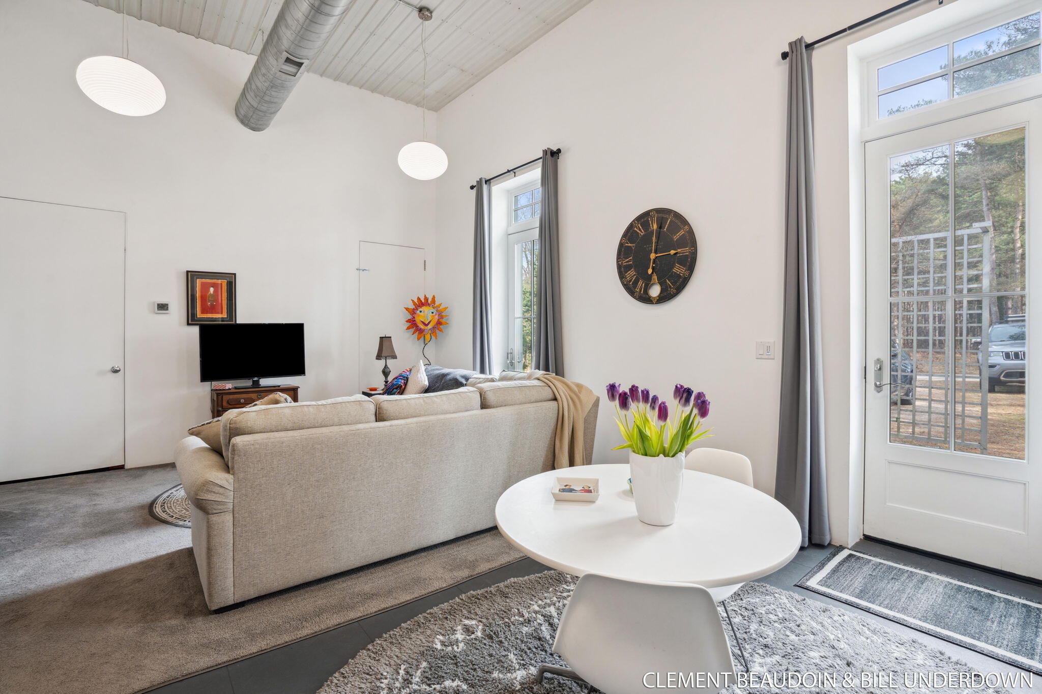 Fennville, Michigan, 49408, United States, 5 Bedrooms Bedrooms, ,7 BathroomsBathrooms,Residential,For Sale,1973707