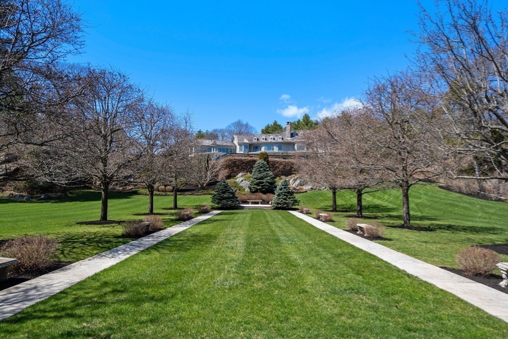 Beverly, Massachusetts, 01915, United States, 5 Bedrooms Bedrooms, ,8 BathroomsBathrooms,Residential,For Sale,1784465