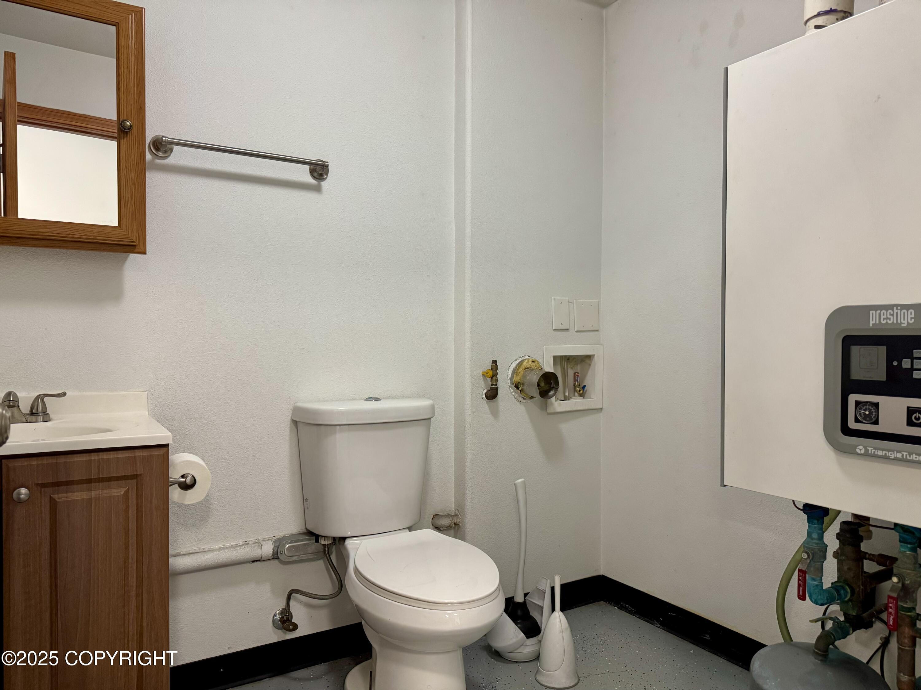 Kenai, Alaska, 99611, United States, 4 Bedrooms Bedrooms, ,5 BathroomsBathrooms,Residential,For Sale,1974536