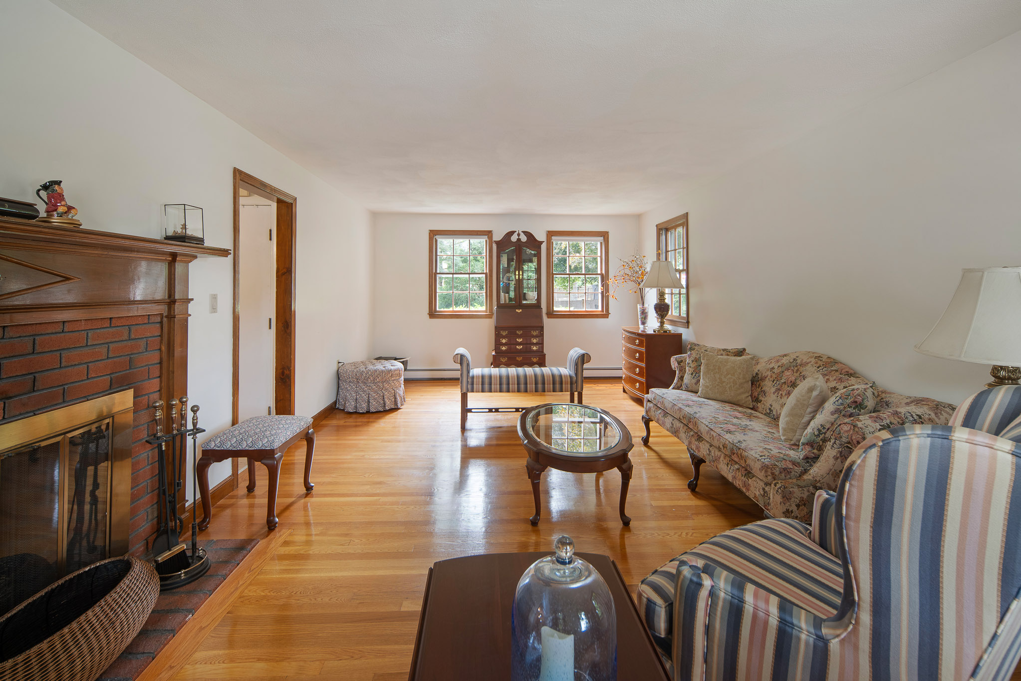  42 Riverside Drive, Reading, MA, 01867 - 物件實景