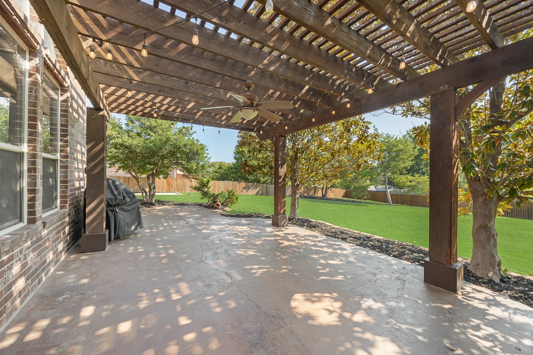 Midlothian, Texas, 76065, United States, 4 Bedrooms Bedrooms, ,3 BathroomsBathrooms,Residential,For Sale,1972696