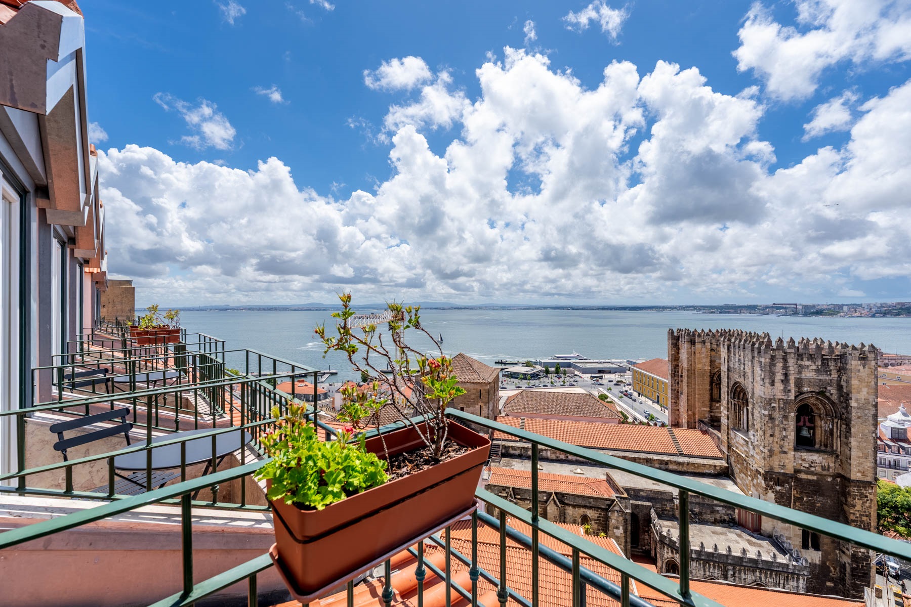  Flat, 2 bedrooms, for Sale - 物件實景