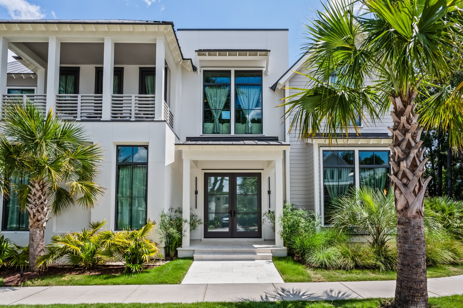  700 Stucco Lane, Mount Pleasant - 物件實景