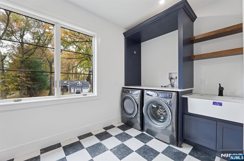 Haworth, New Jersey, 07641, United States, 6 Bedrooms Bedrooms, ,7 BathroomsBathrooms,Residential,For Sale,1989640