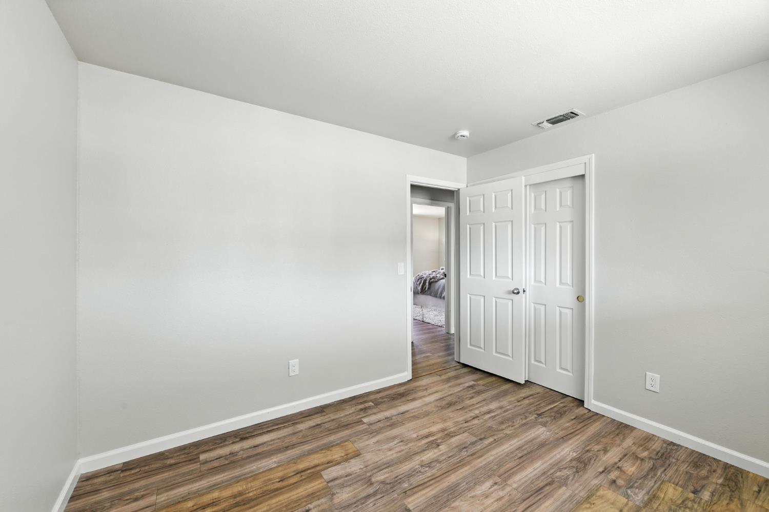 Roseville, California, 95678, United States, 4 Bedrooms Bedrooms, ,2 BathroomsBathrooms,Residential,For Sale,1891756