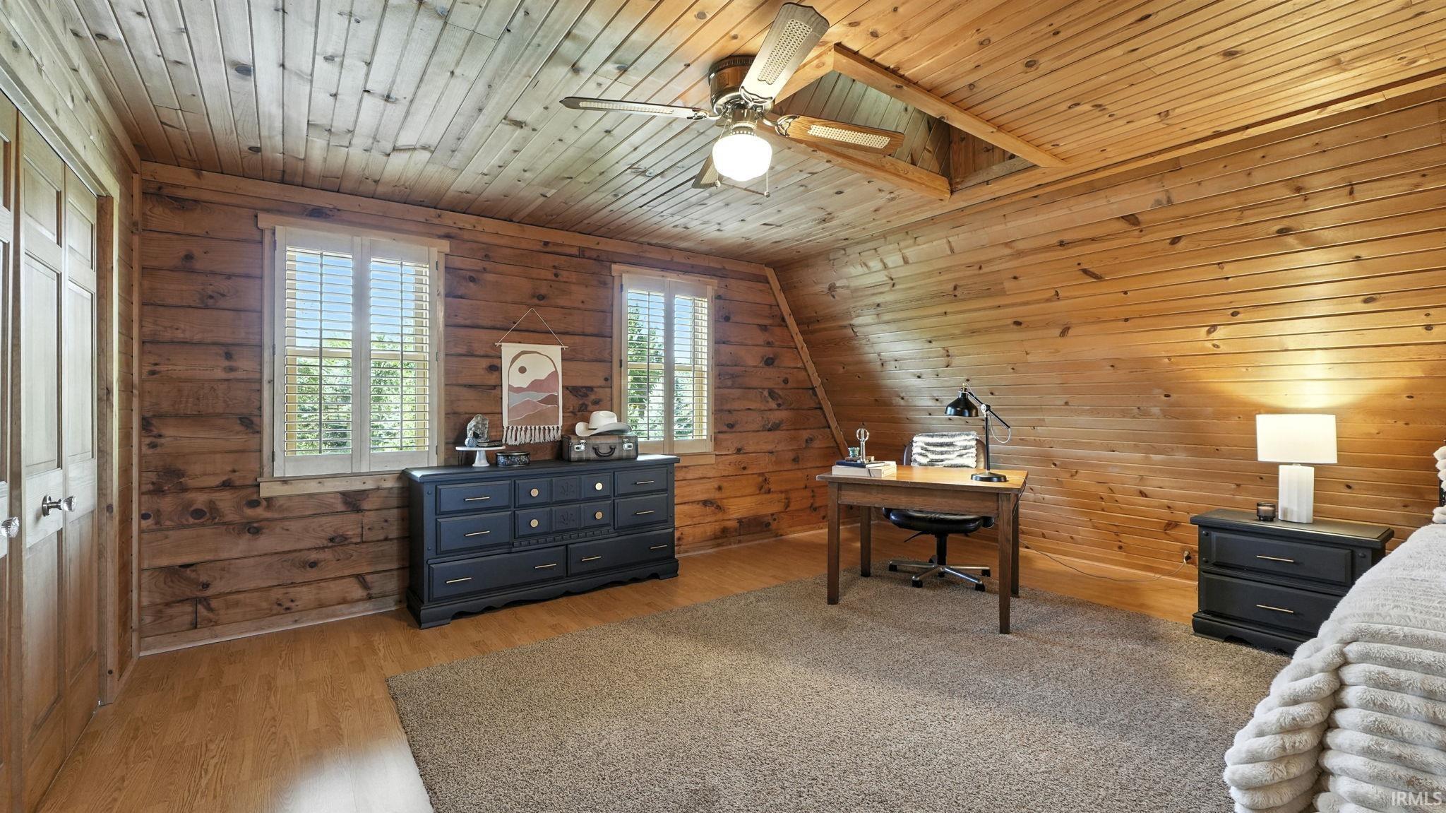 Columbia City, Indiana, 46725-7594, United States, 4 Bedrooms Bedrooms, ,2 BathroomsBathrooms,Residential,For Sale,1938058