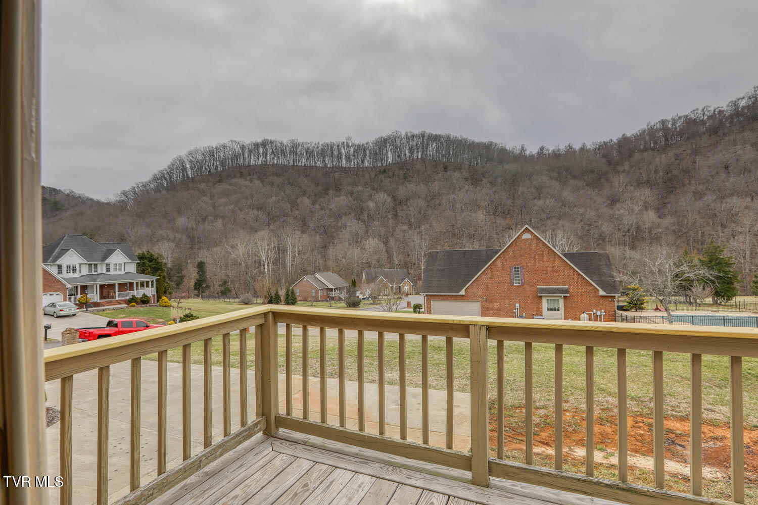 Rogersville, Tennessee, 37857, United States, 4 Bedrooms Bedrooms, ,4 BathroomsBathrooms,Residential,For Sale,1977931