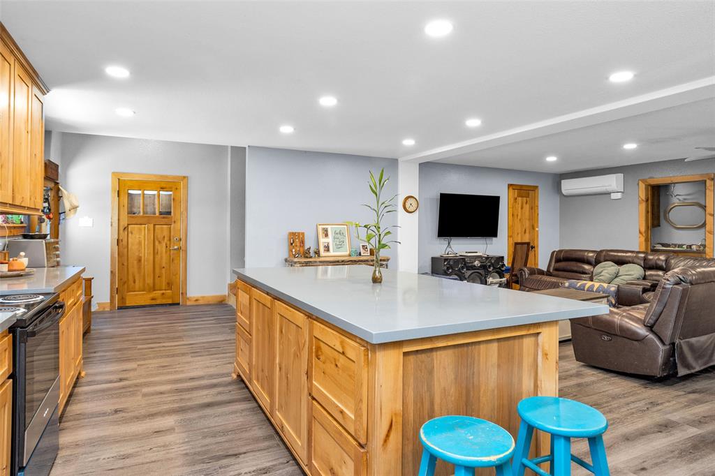 Conroe, Texas, 77302, United States, 4 Bedrooms Bedrooms, ,4 BathroomsBathrooms,Residential,For Sale,1981882