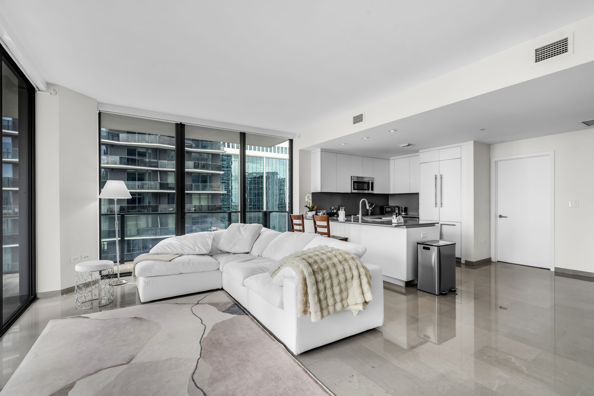  88 SW 7th St, Miami, FL, 33130 - 物件實景