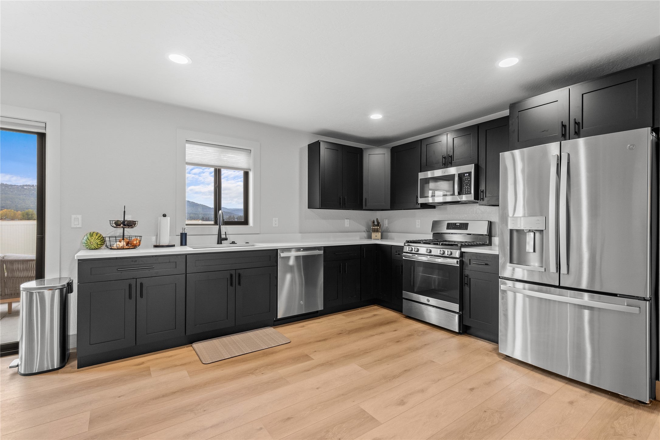 Kalispell, Montana, 59901, United States, 3 Bedrooms Bedrooms, ,2 BathroomsBathrooms,Residential,For Sale,1999069