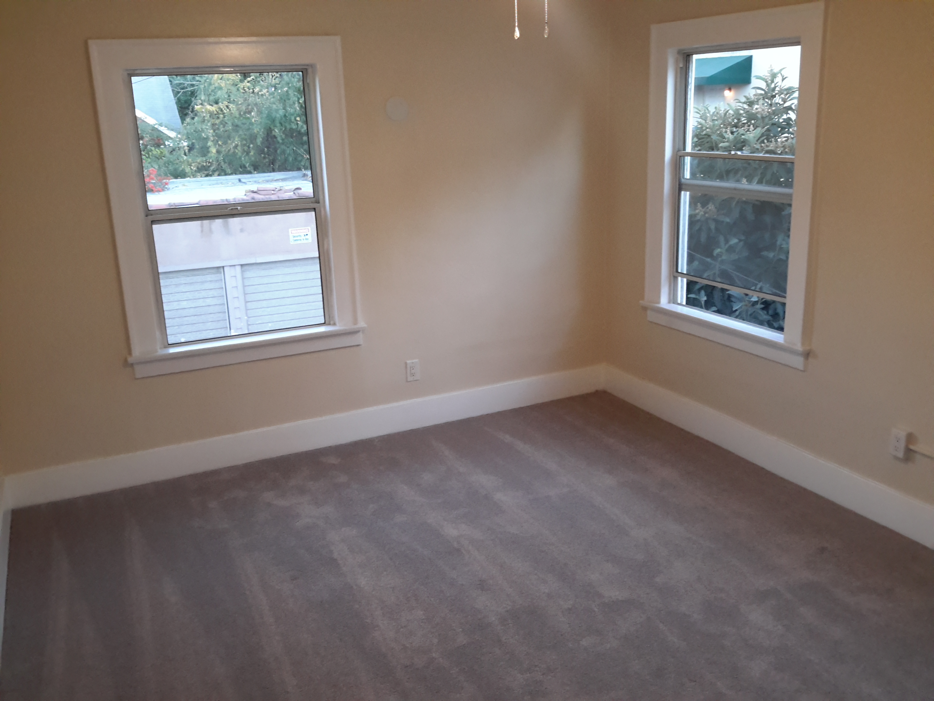 Los Angeles, California, 90019, United States, 8 Bedrooms Bedrooms, ,4 BathroomsBathrooms,Residential,For Sale,1864007