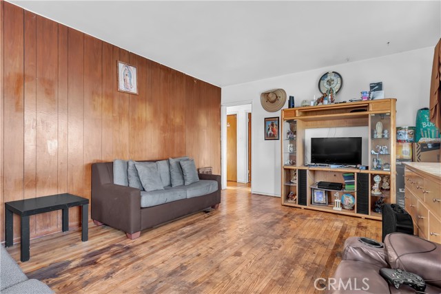 Buena Park, California, 90621, United States, 2 Bedrooms Bedrooms, ,1 BathroomBathrooms,Residential,For Sale,2005583