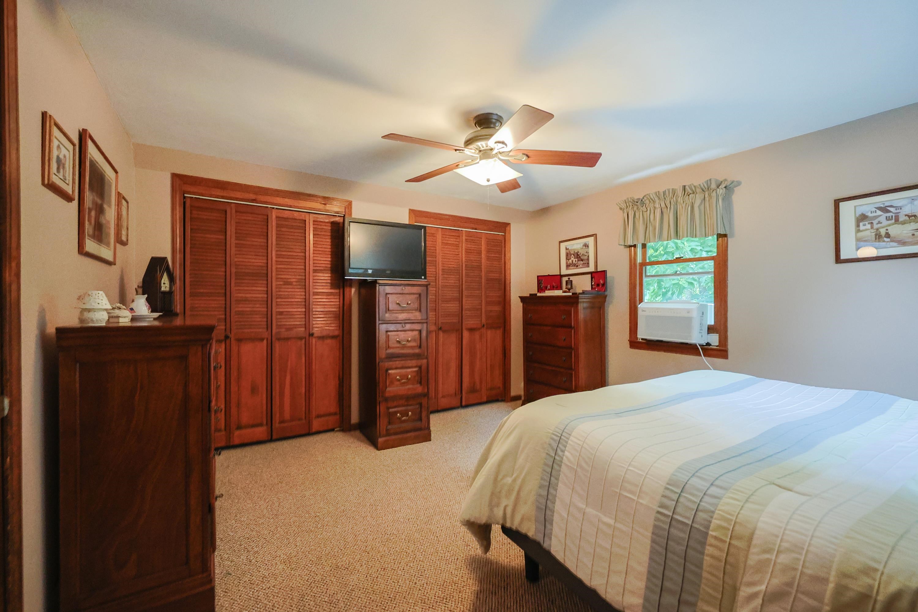 Hampstead, New Hampshire, 03826, United States, 4 Bedrooms Bedrooms, ,2 BathroomsBathrooms,Residential,For Sale,1890507