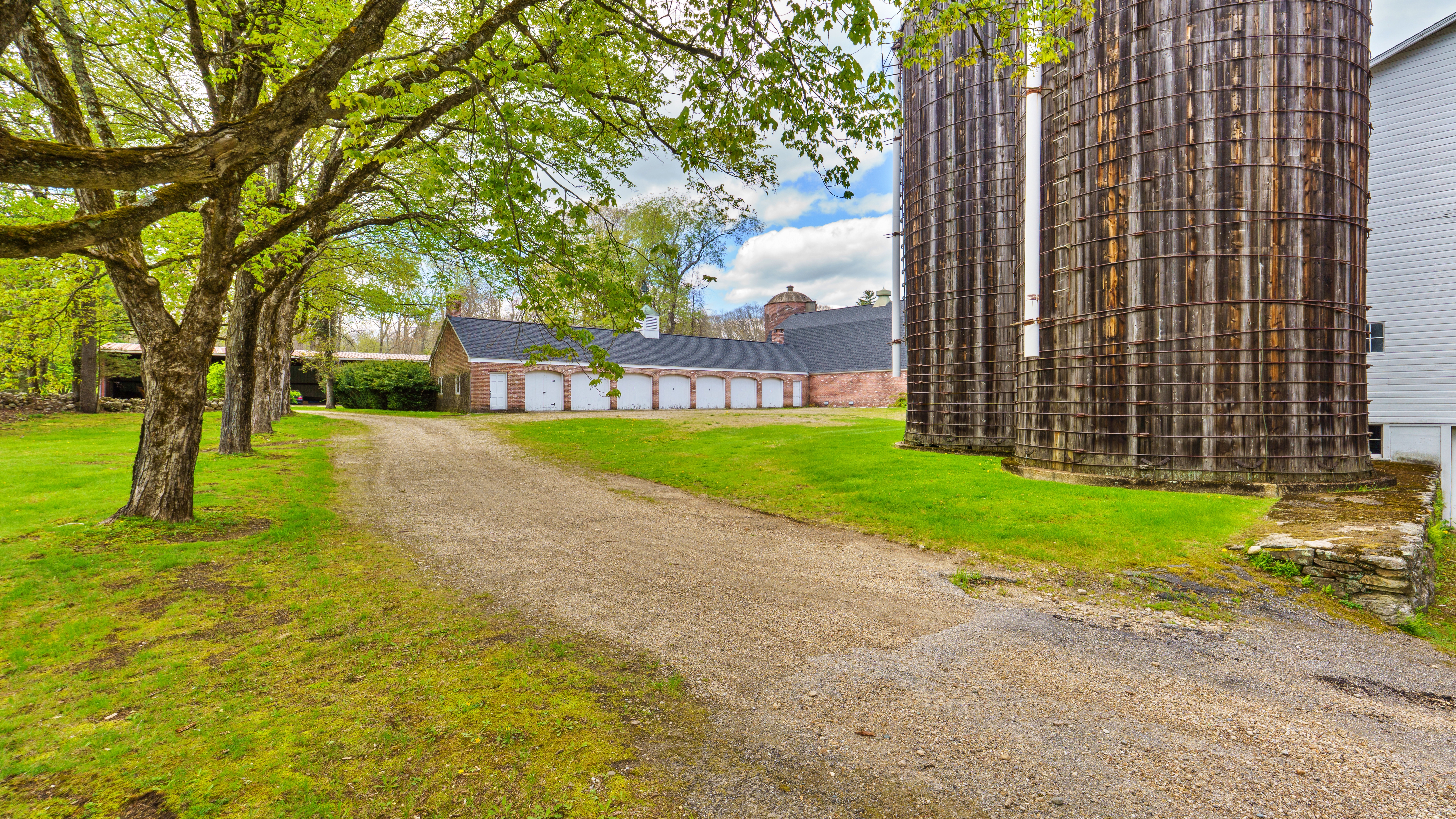  Nodin Farm: A Greek Revival Masterpiece on 130 Acres - 物件實景