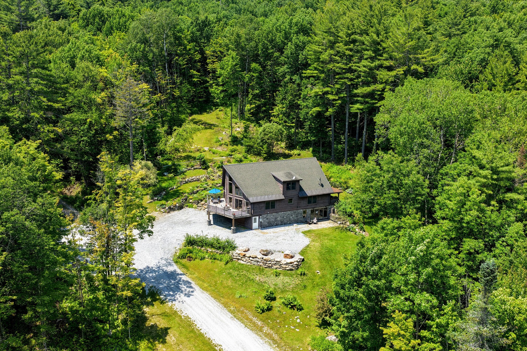  415 Crown Point Road - 物件實景