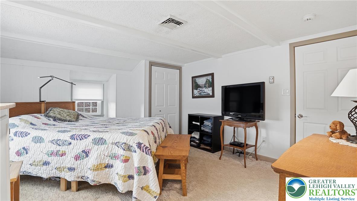 Allentown City, Pennsylvania, 18103, United States, 3 Bedrooms Bedrooms, ,2 BathroomsBathrooms,Residential,For Sale,1993437