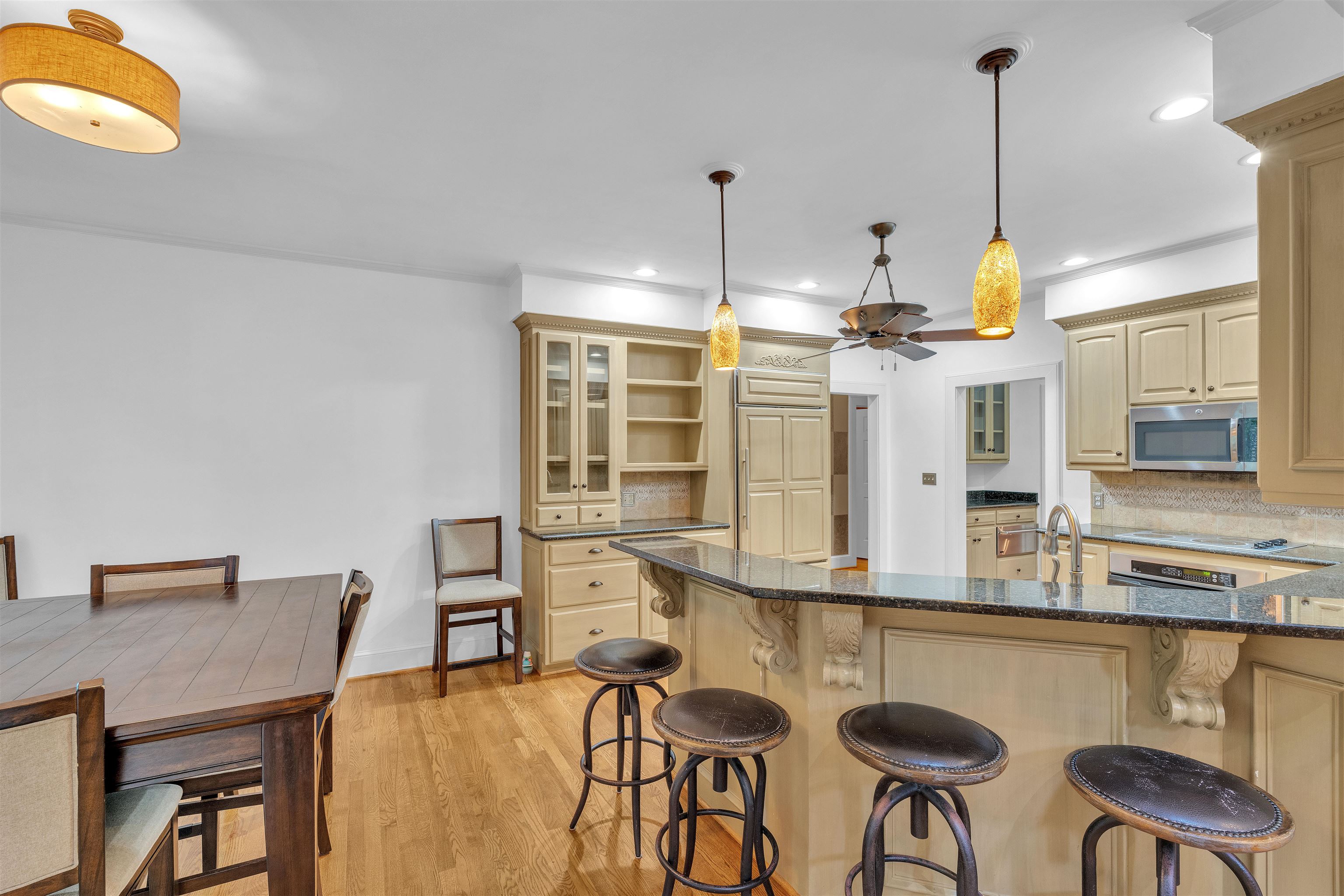 Spartanburg, South Carolina, 29306, United States, 4 Bedrooms Bedrooms, ,5 BathroomsBathrooms,Residential,For Sale,1913145