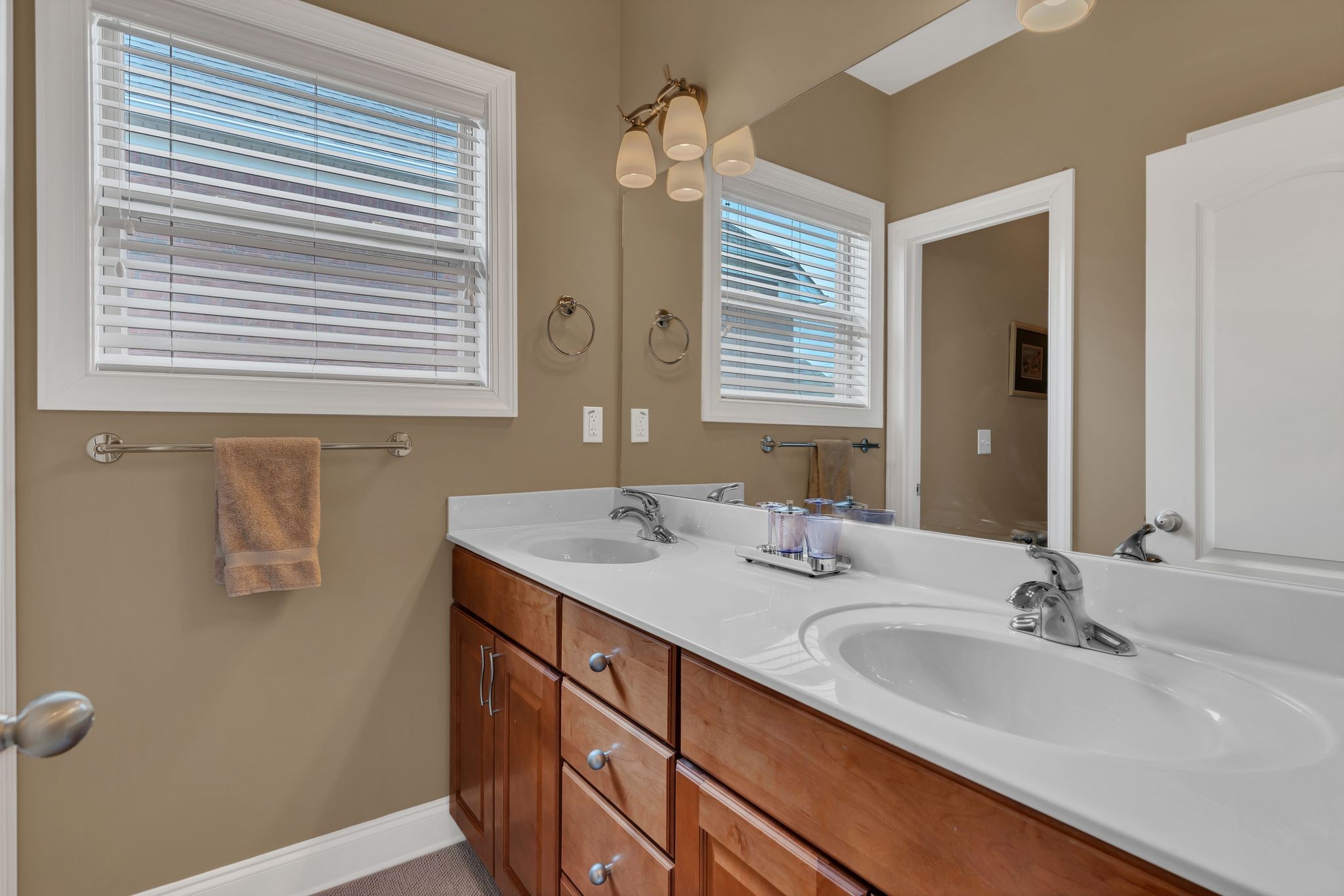 Goodlettsville, Tennessee, 37072, United States, 4 Bedrooms Bedrooms, ,4 BathroomsBathrooms,Residential,For Sale,2001545