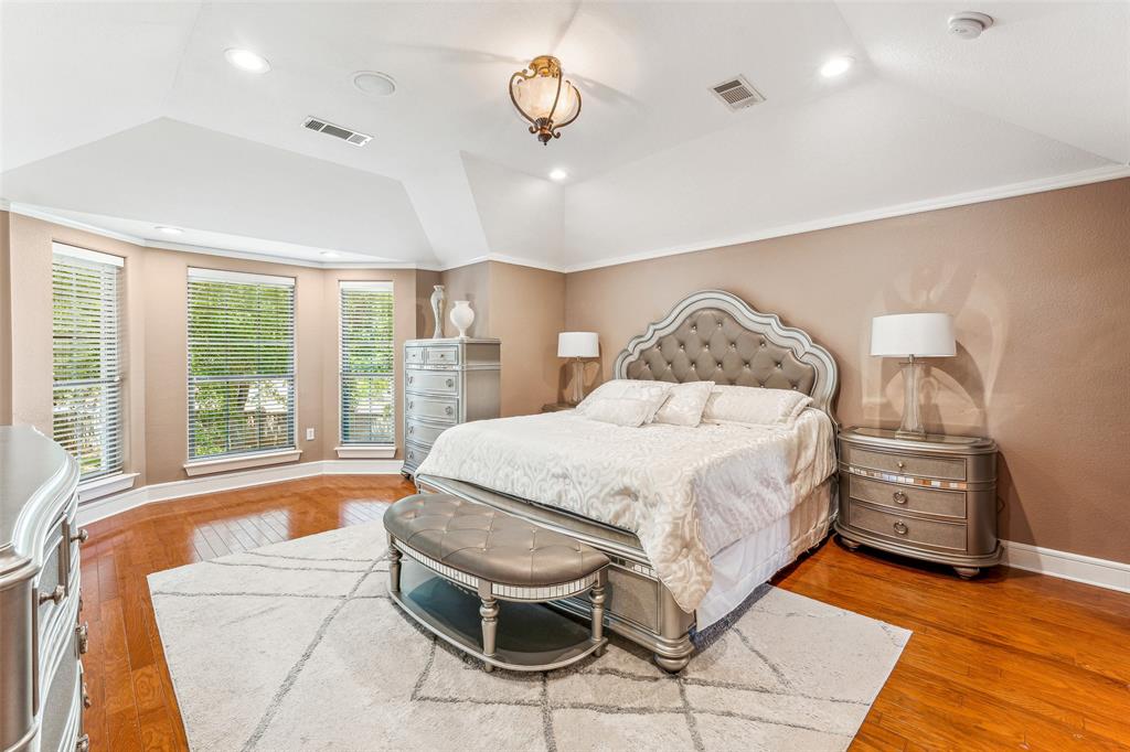 Granbury, Texas, 76048, United States, 4 Bedrooms Bedrooms, ,3 BathroomsBathrooms,Residential,For Sale,1978799