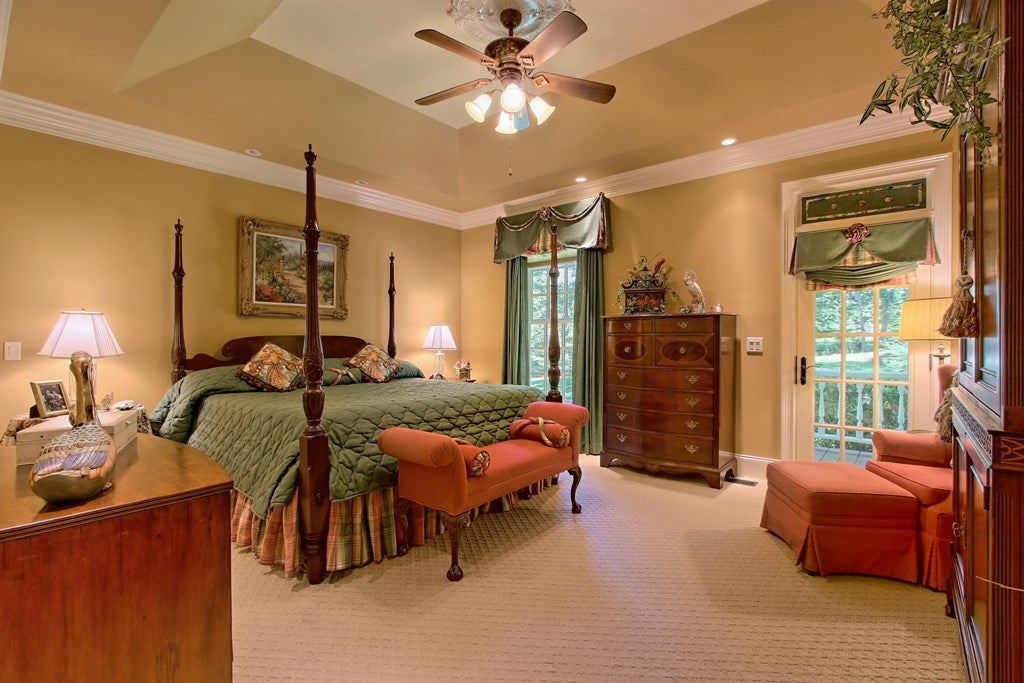 Hayesville, North Carolina, 28904, United States, 5 Bedrooms Bedrooms, ,5 BathroomsBathrooms,Residential,For Sale,1913677